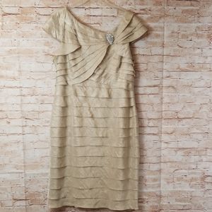 London Times Golden 24 Tier Dress
